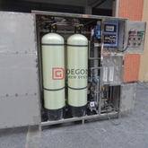 1000Lph Ro vattenfilterrensningsanläggning / omvänd osmossystem / vattenreningsutrustning till salu